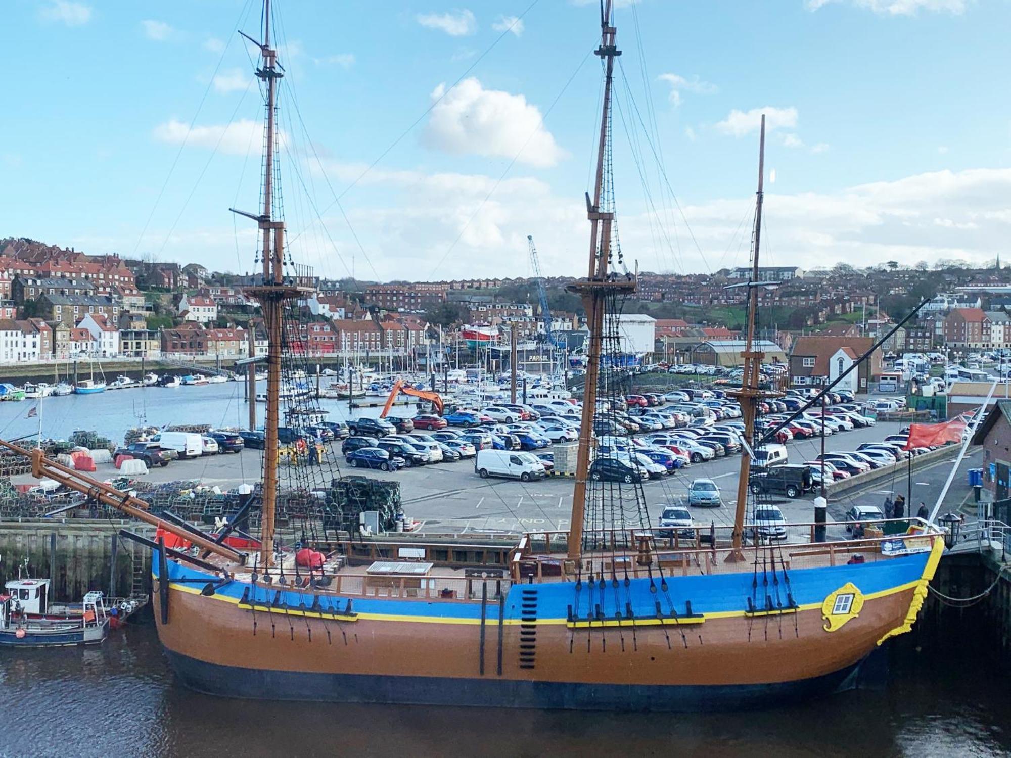 Harbour Penthouse Whitby Lägenhet Exteriör bild